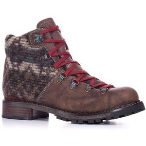 Woolrich boots